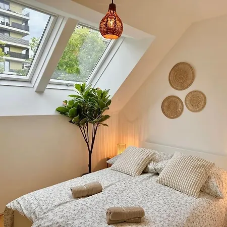 Rooftop Apartment With Balcony & Free Parking Wenen Buitenkant foto